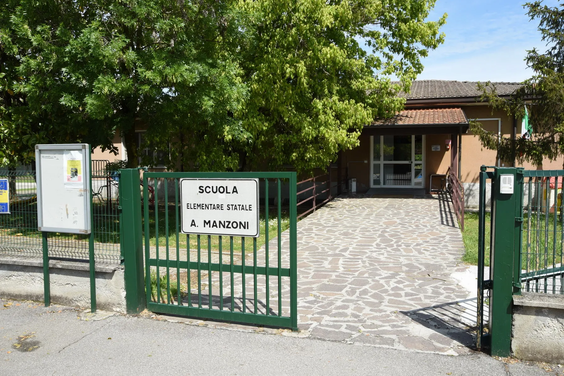 Scuola Primaria "A. Manzoni"